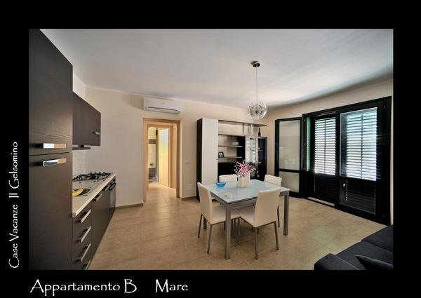 Case Vacanza - Via Simone Corleo 1, 91023 Favignana (TP)