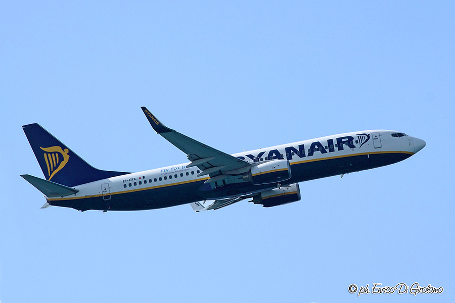 Boeing B-737-800 Ryanair