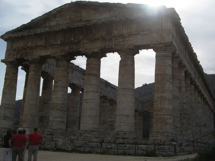 Prospetto tempio di Segesta