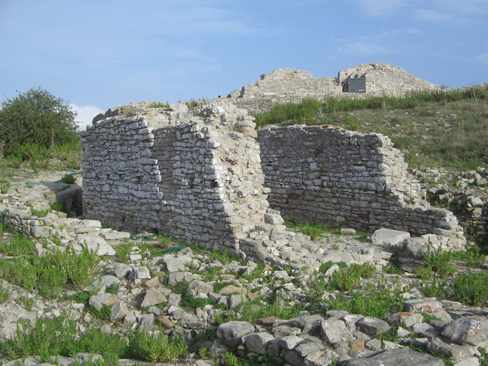 Antica chiesa di Segesta